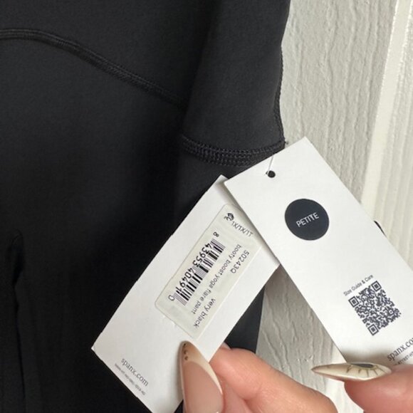 NWT Booty Boost Yoga Pants - Picture 4 of 4